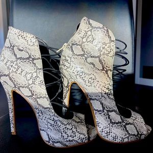 Stunning Snake Print with Hearts Detail Spiked Heels